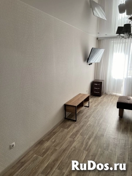 Сдам 1 комнатную квартиру 50 м2 изображение 3