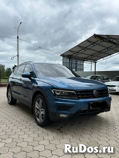 VW Tiguan SEL  4-motion 2018 фотка