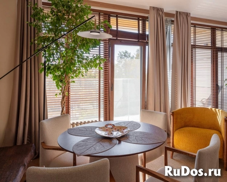 Продам 2 комнатную квартиру 57 м2 Продам 2 комнатную квартиру 57 м2 фото