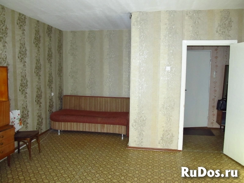 Продаю 1к.кв. 7-й микрорайон 18А фотка