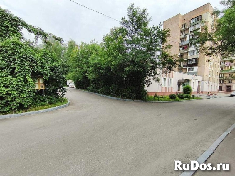 Продам 2 комнатную квартиру 121.8 м2 фотка