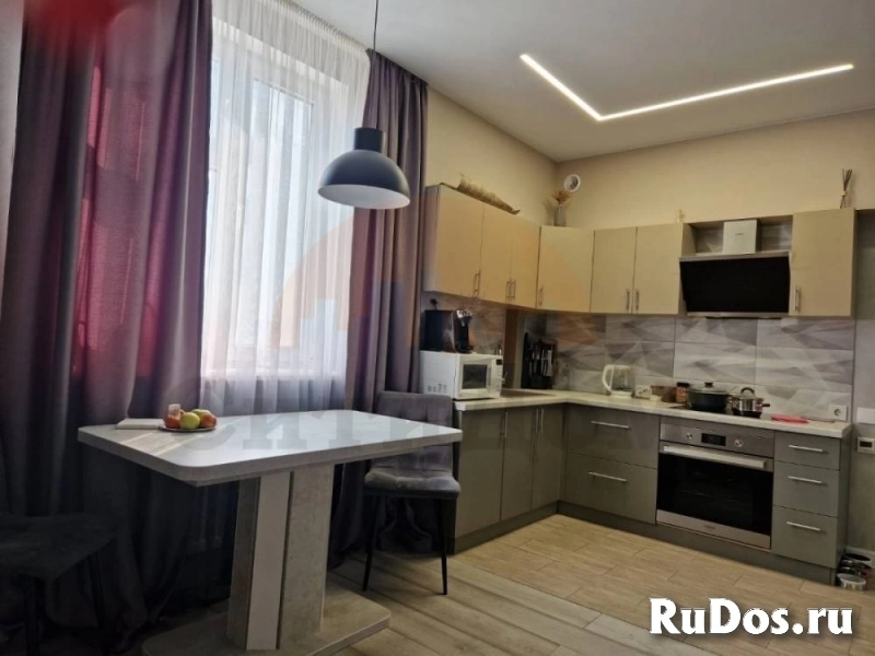 Продам 2 комнатную квартиру 58 м2 изображение 4