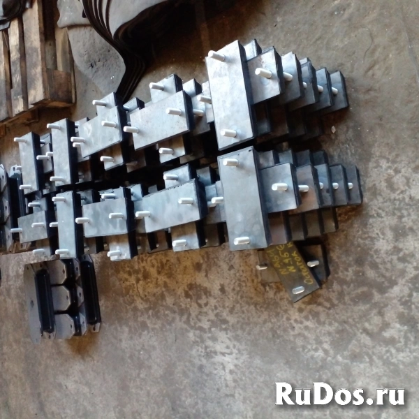 Башмак дорожной фрезы Wirtgen 165045 фото