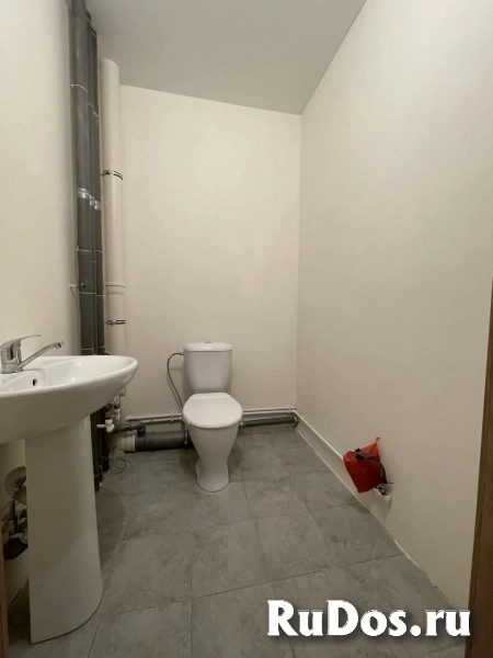 Продам 2 комнатную квартиру 70.4 м2 изображение 4