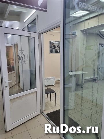 Аренда полностью оборудованной парикмахерской 21 м2 изображение 3