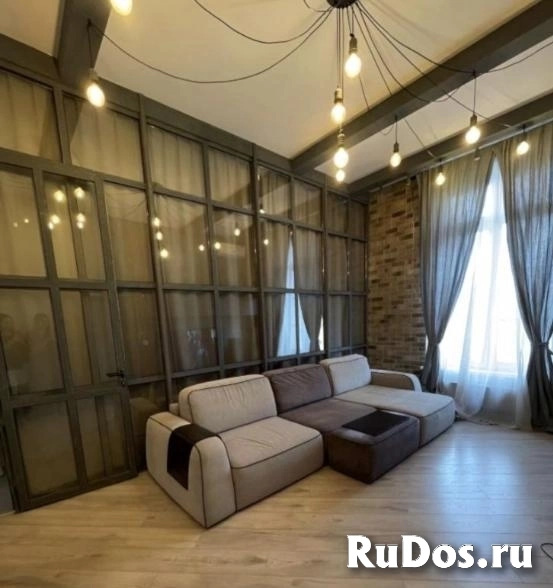 Продам 2 комнатную квартиру 56 м2 изображение 4