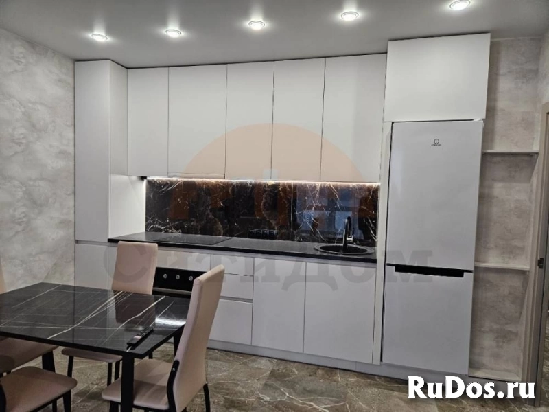 Продам 2 комнатную квартиру 64 м2 изображение 5