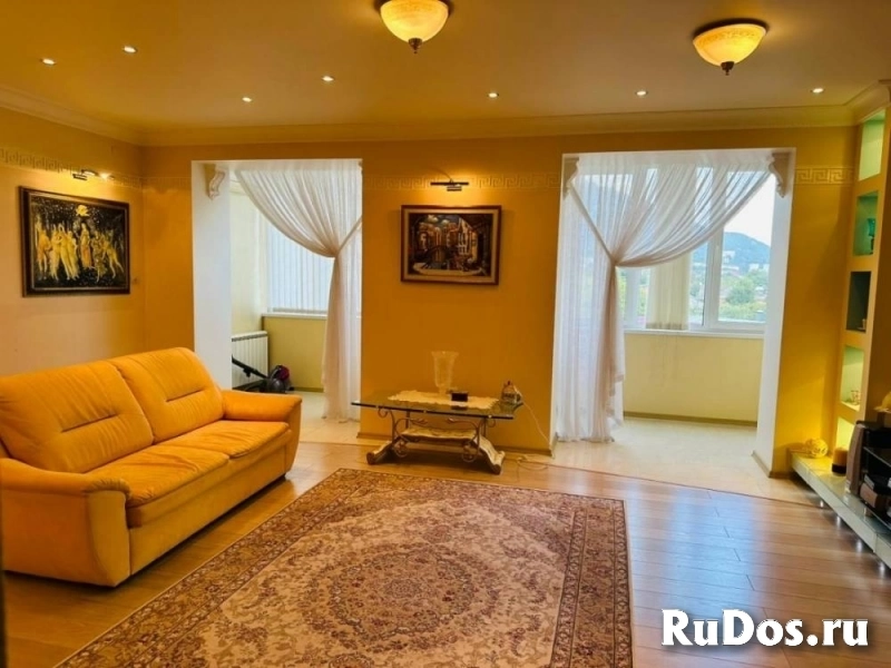 Продам 2 комнатную квартиру 79.2 м2 фотка