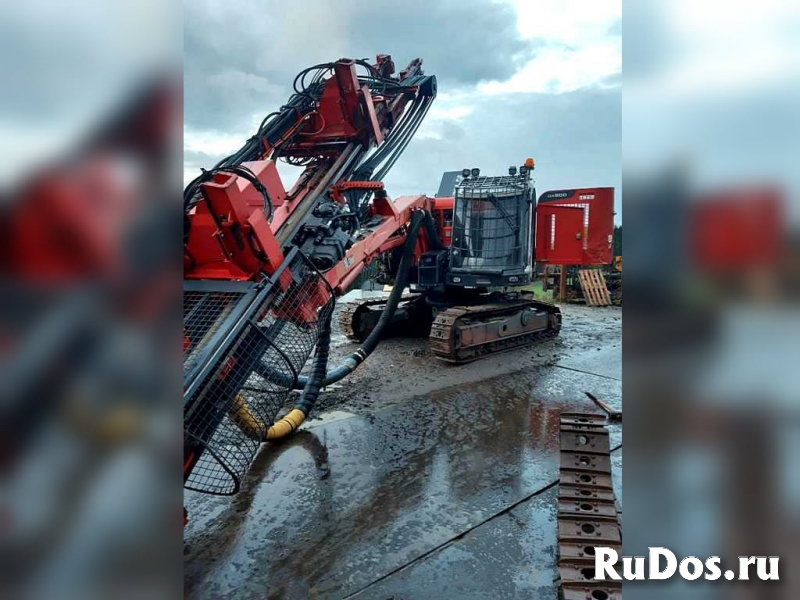 Буровая вышка Sandvik DX 800, 2015 г, 8000 м/ч, из Европы фотка