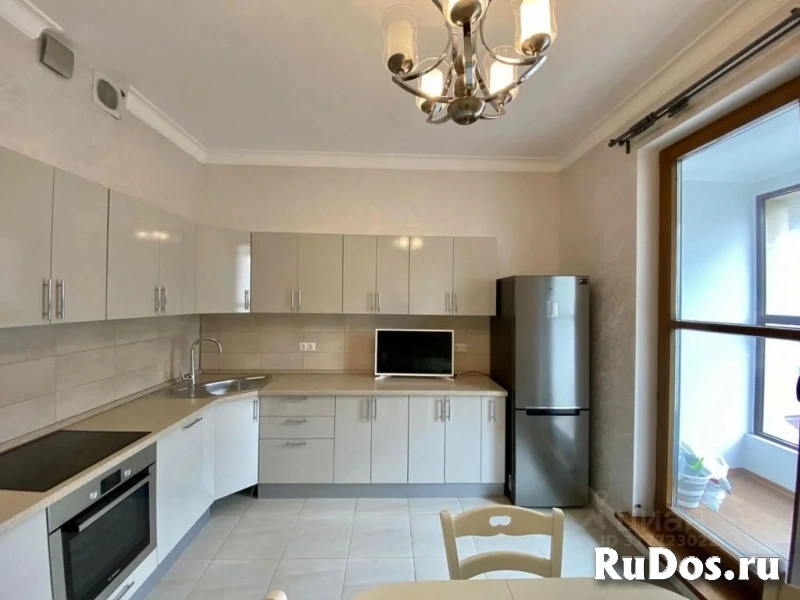 Продам 2 комнатную квартиру 63 м2 изображение 4