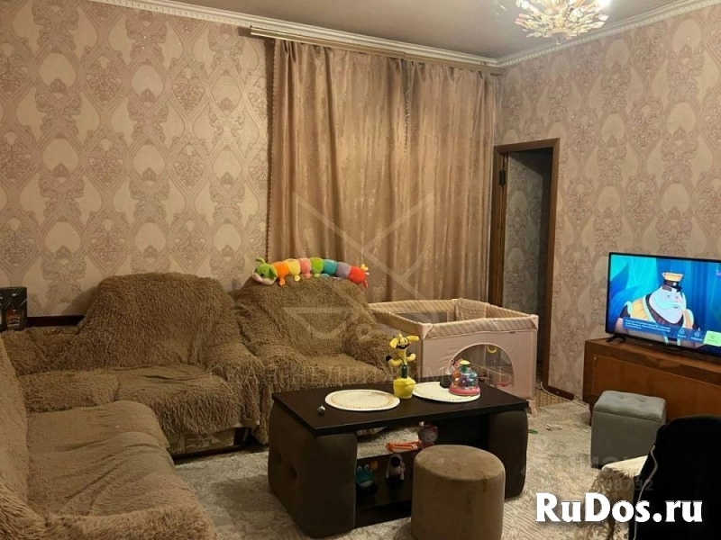 Продам 2 комнатную квартиру 64 м2 фото