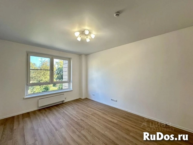 Продам 2 комнатную квартиру 56 м2 изображение 5