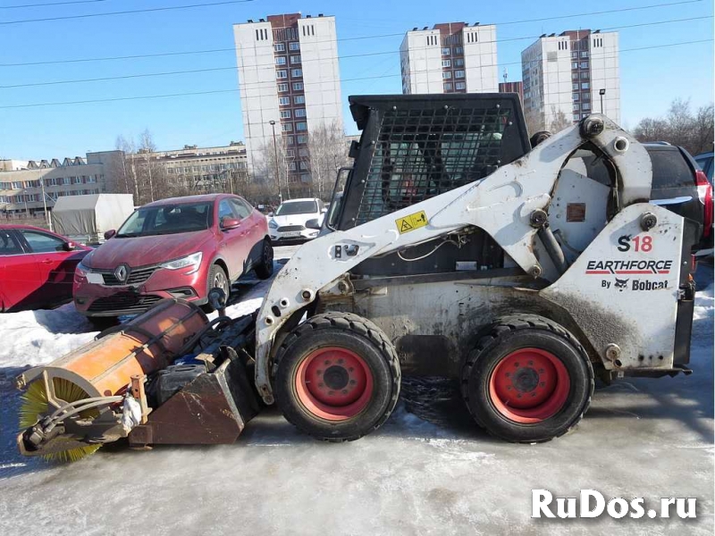 Минипогрузчик Bobcat S18, 2020 г, ковш, вилы, щетка, гусеницы фото