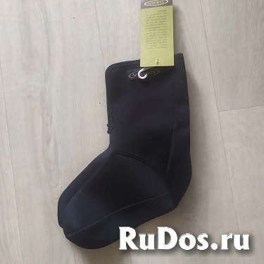 Продаю неопреновые чулки для рыбалки фото