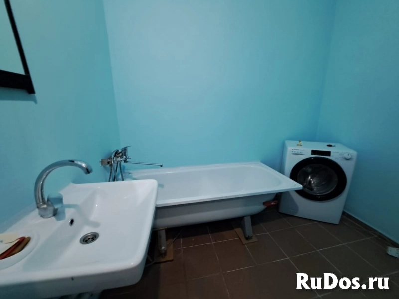 Сдам 2 комнатную квартиру 97 м2 изображение 9