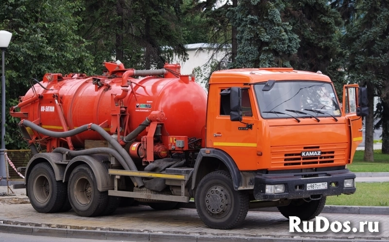 Услуги ассенизатора илососа фото