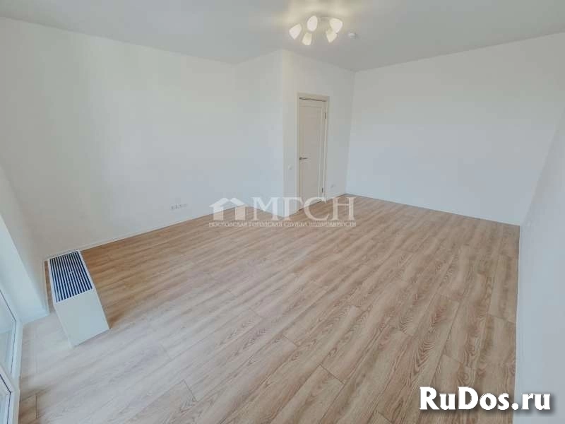 Продам 1 комнатную квартиру 43 м2 изображение 3