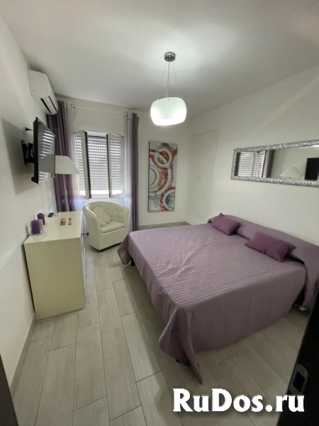 Вилла для отдыха на морском курорте Анцио в Италии изображение 10