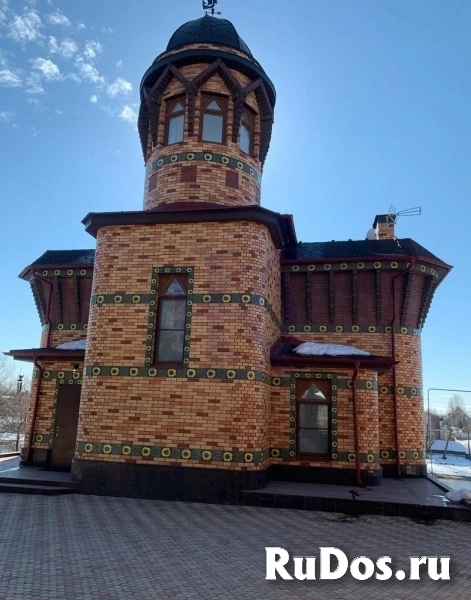 Домовладение с причалами в исторической местности в селе Верхнее Мячково. фото