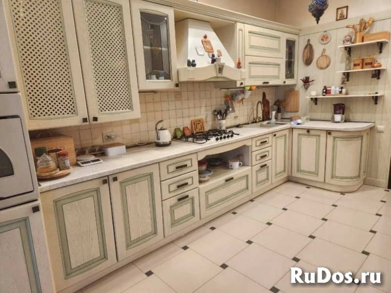 Продам 3 комнатную квартиру 200 м2 изображение 3