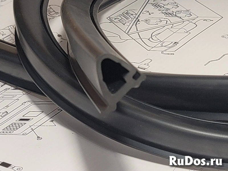 Внутренний уплотнитель двери рефконтейнера (D-образный) 2,5м изображение 4