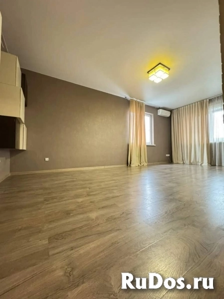 Продам 2 комнатную квартиру 80.1 м2 изображение 9