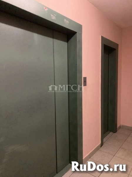 Продам 2 комнатную квартиру 56.4 м2 изображение 4