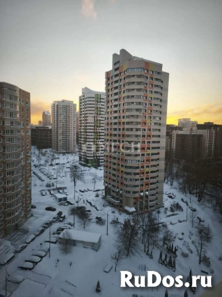 Продам 2 комнатную квартиру 58.5 м2 изображение 3