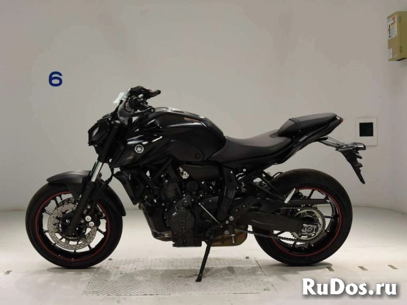 Мотоцикл naked bike Yamaha MT-07 рама RM33J нэйкед байк изображение 3