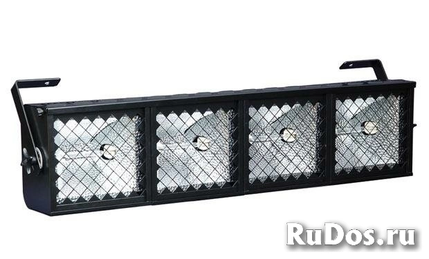 IMLIGHT HTL FLOODLIGHT FL-4 4-секционный софитный светильник, симметричный, для использования со стеклянным светофильтром. Тип лампы R7s 400/500 Вт 117,6 мм (рекомендуемая лампа OSRAM 230V/400W R7s 64702 eco, приобретается отдельно) фото