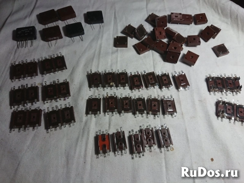 Тиристоры.  Оптроны.  Симисторы.  Диоды.  Стабилитроны.  Динисторы.  Варикап.. изображение 6