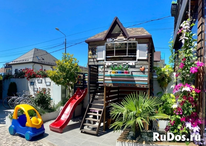 Апартаменты с теплым бассейном в центре Сириуса изображение 4