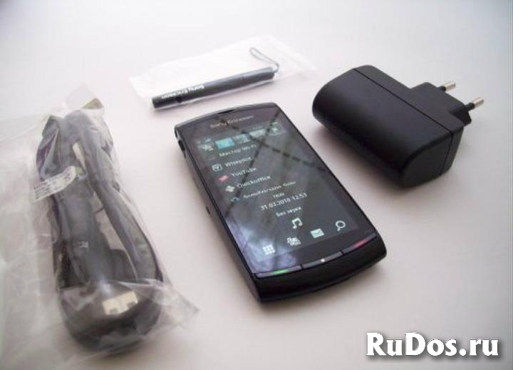 Новый Sony Ericsson U5i Vivaz Black (оригинал) изображение 3