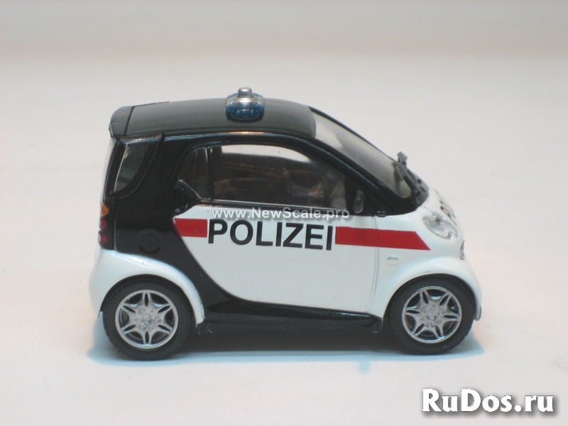 Полицейские машины мира №45 SMART CITY COUPE,полиция австрии изображение 3