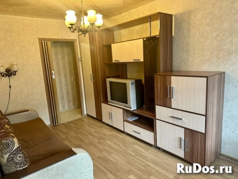 Продам 2 комнатную квартиру 42 м2 изображение 4