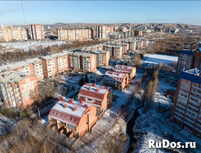 Коттедж 272 м² на участке 4 сот. изображение 12