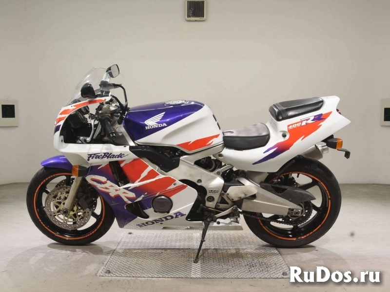 Мотоцикл спортбайк Honda CBR400RR Gen.2 рама NC29 спортивный гв 1996 пробег 60 т.км фотка