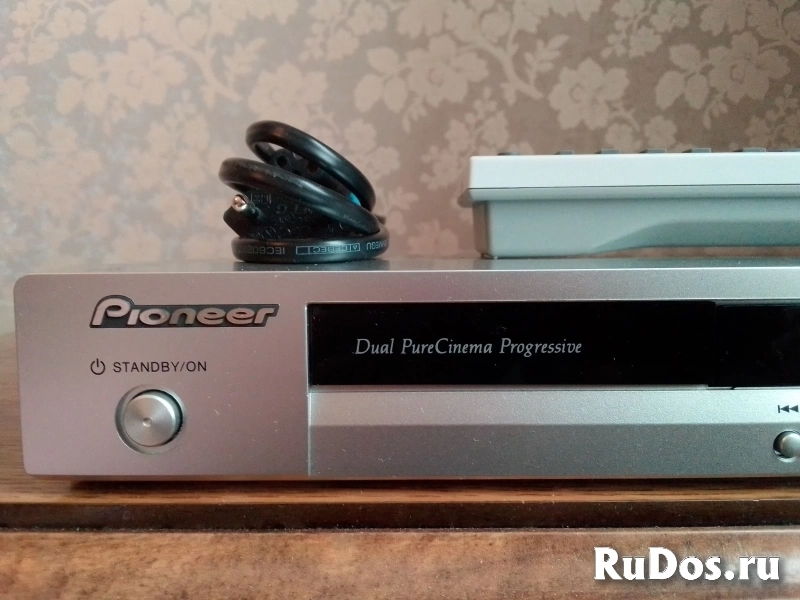 DVD проигрыватель Pioneer DV310-S. фотка