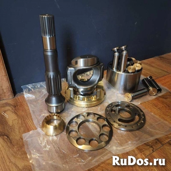 Запчасти для главного гидронасоса KOMATSU PC400, PC450, PC550 — в наличии, с отправкой в день оплаты фото