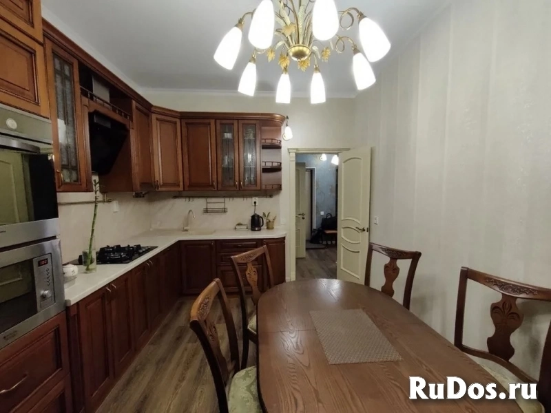 Продам 2 комнатную квартиру 88 м2 изображение 3