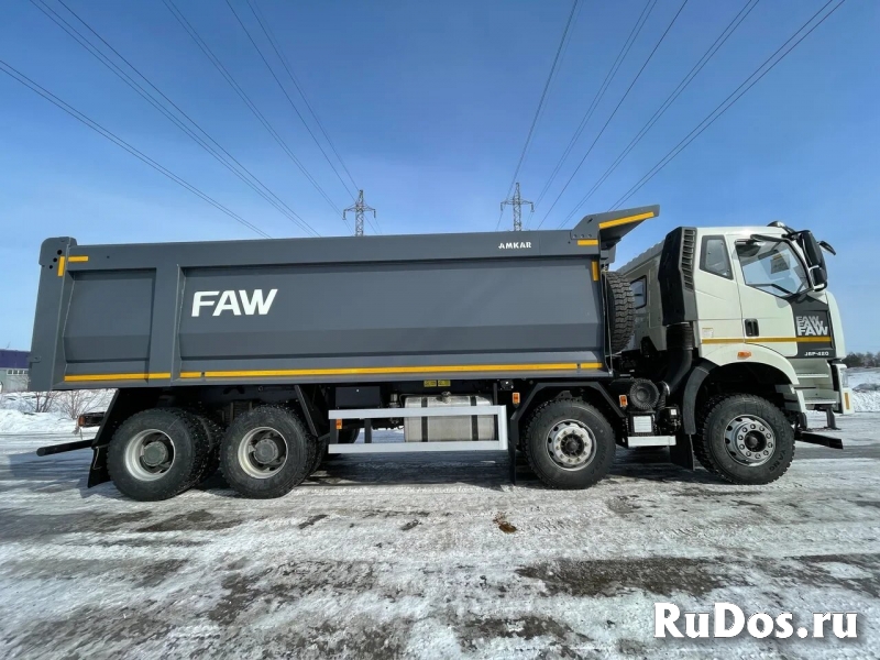 Самосвал FAW CA3310, J6P, 8х4, Euro V, с кузовом Амкаr изображение 5