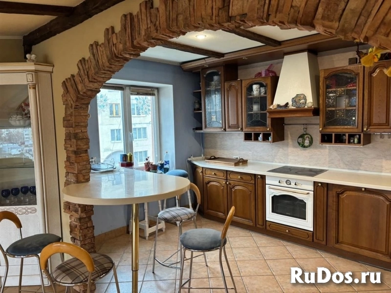 Продам 4 комнатную квартиру 161.3 м2 изображение 8