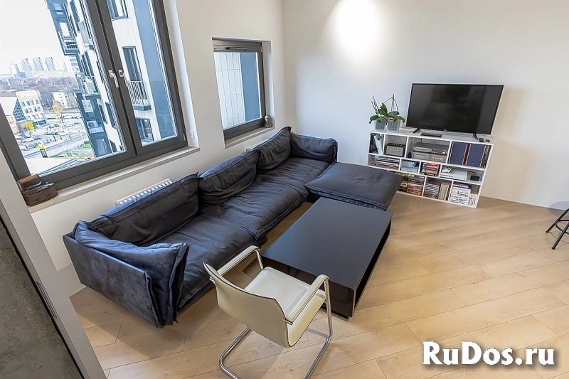 Продам 2 комнатную квартиру 93 м2 изображение 5