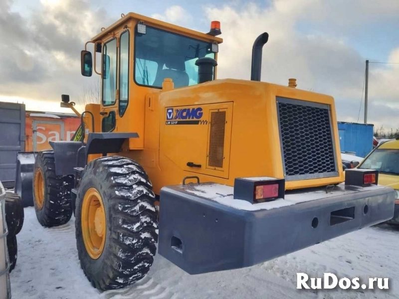 Фронтальник XCMG 321, 2008 г., безупречное состояние изображение 3