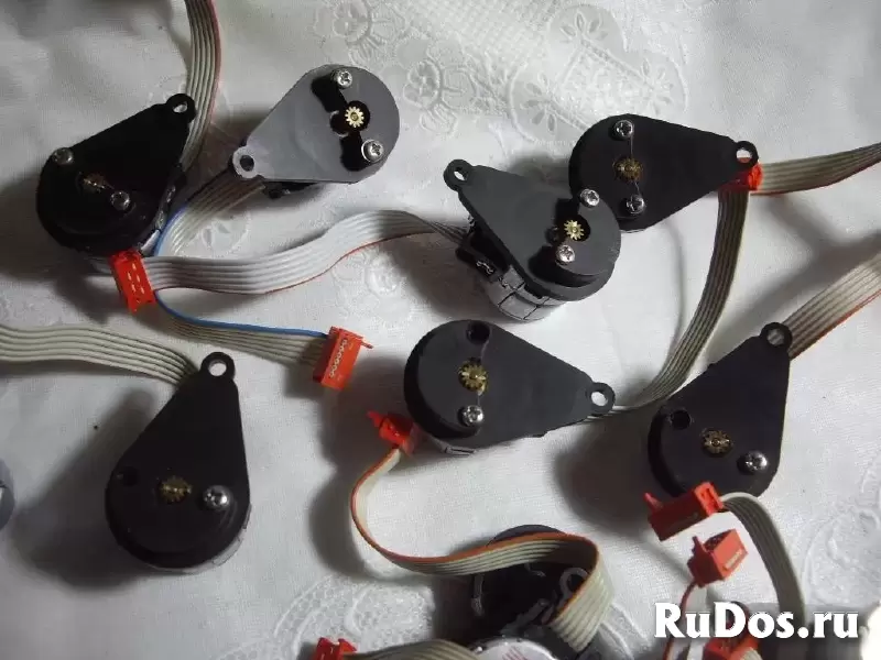 Моторчик шаговый 12 вольт изображение 10