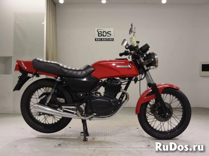 Мотоцикл дорожный Honda CB250RS рама MC02 классика фото