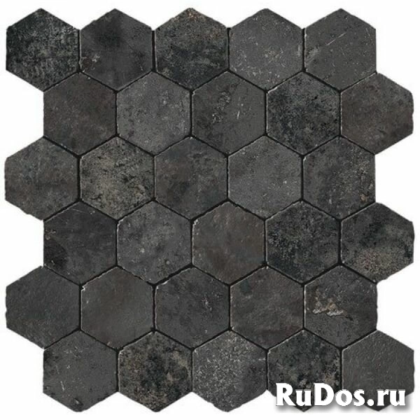 Плитка Atlas Concorde AIX Fumee Honeycomb Tumbled A0UD 30x31 Неглазурованный фото