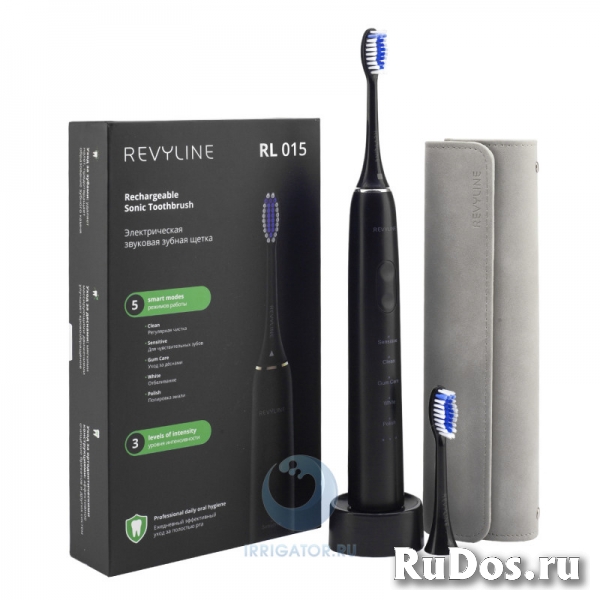 Зубная щетка Revyline RL 015 в черном цвете с 3 насадками фото