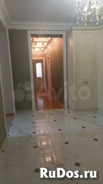 Продам 5 комнатную квартиру 210 м2 изображение 3