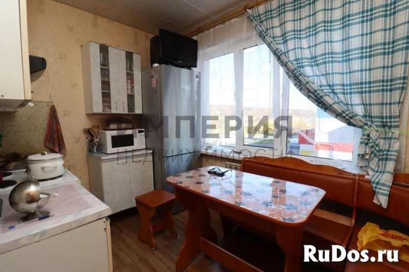 Продам 2 комнатную квартиру 50 м2 фотка